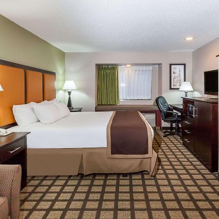 Baymont By Wyndham Gaylord Hotel Luaran gambar