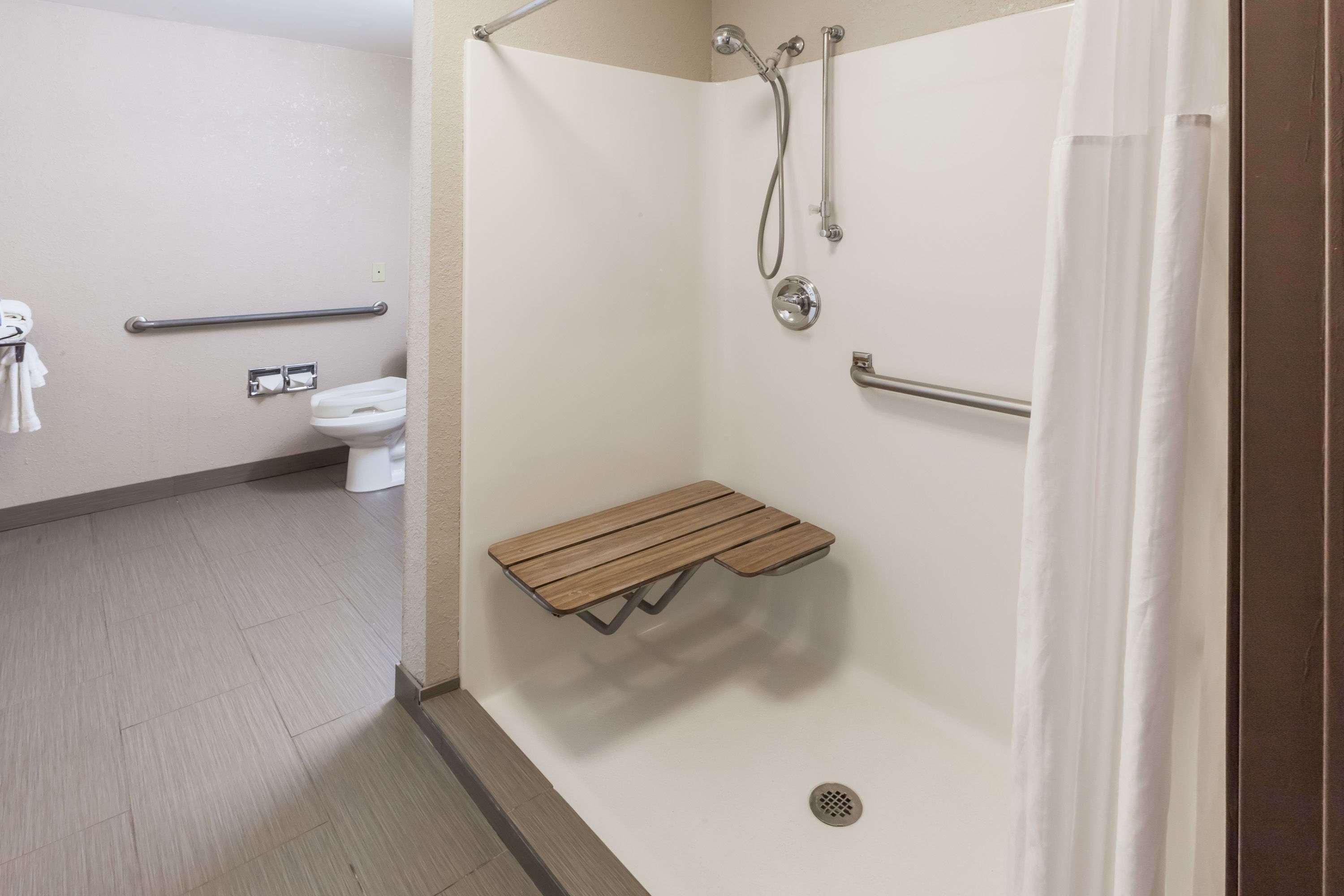 Baymont By Wyndham Gaylord Hotel Luaran gambar