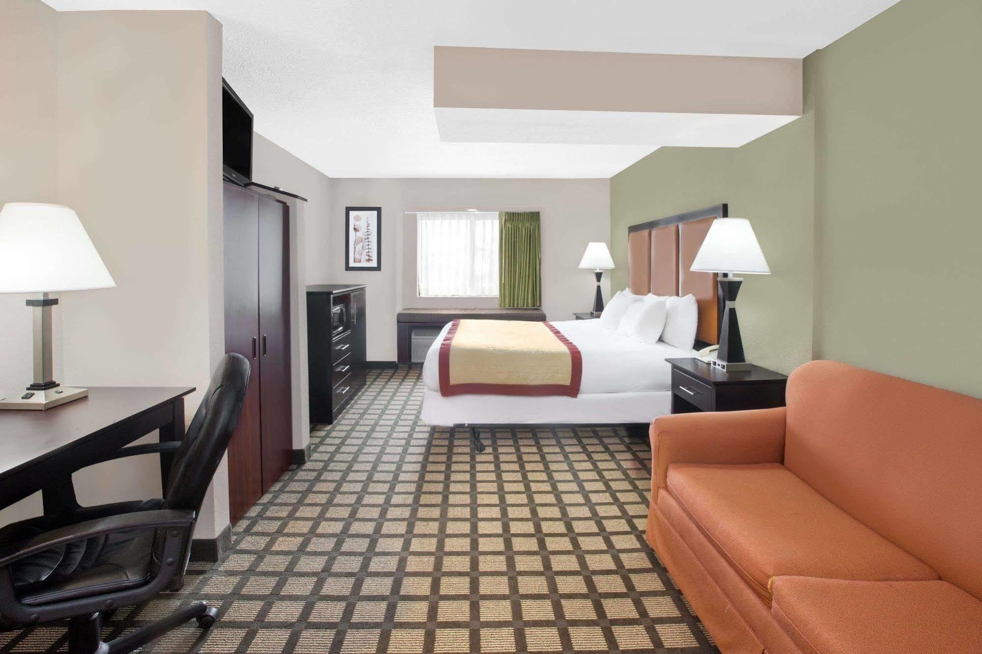 Baymont By Wyndham Gaylord Hotel Luaran gambar