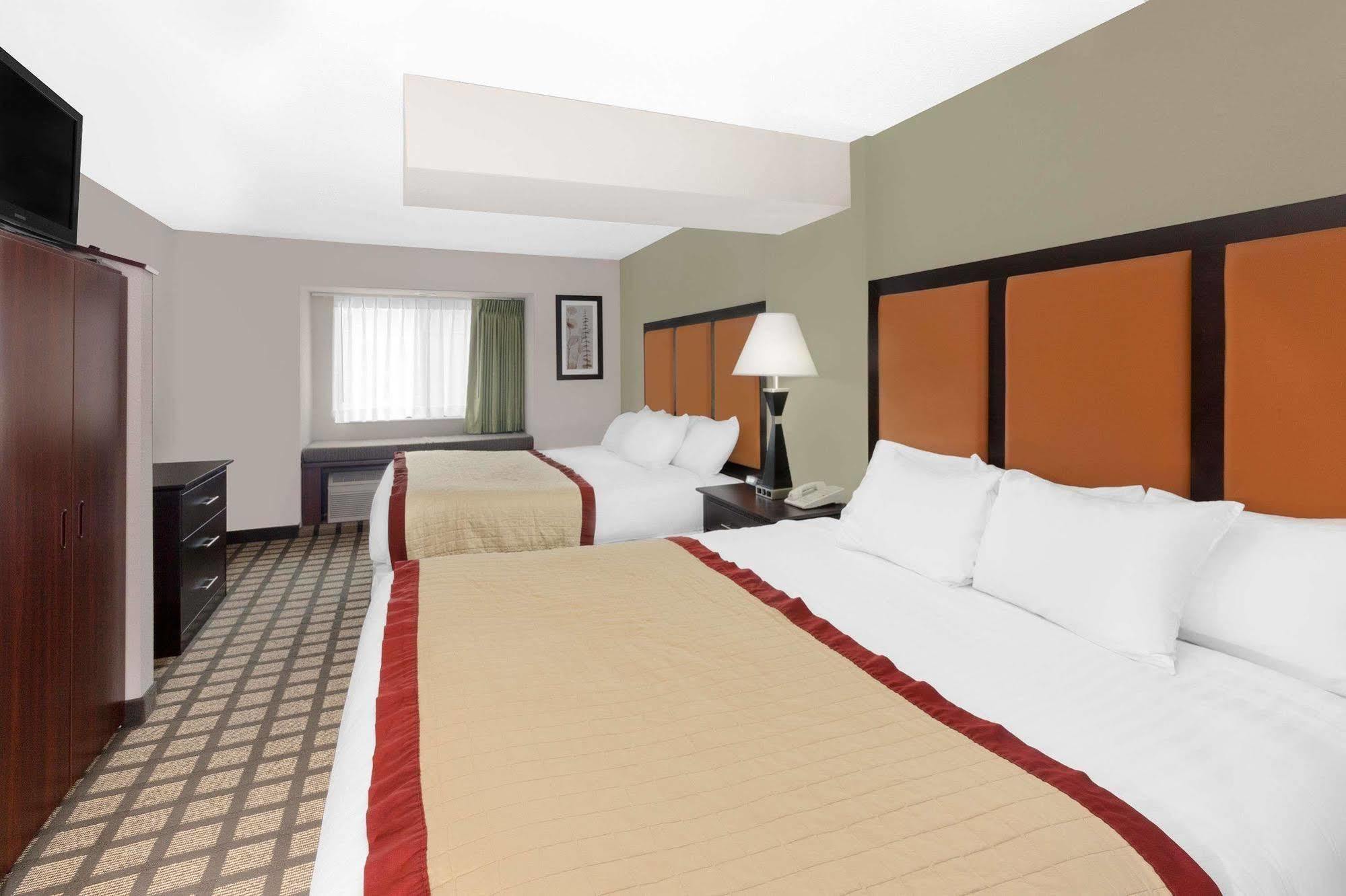 Baymont By Wyndham Gaylord Hotel Luaran gambar