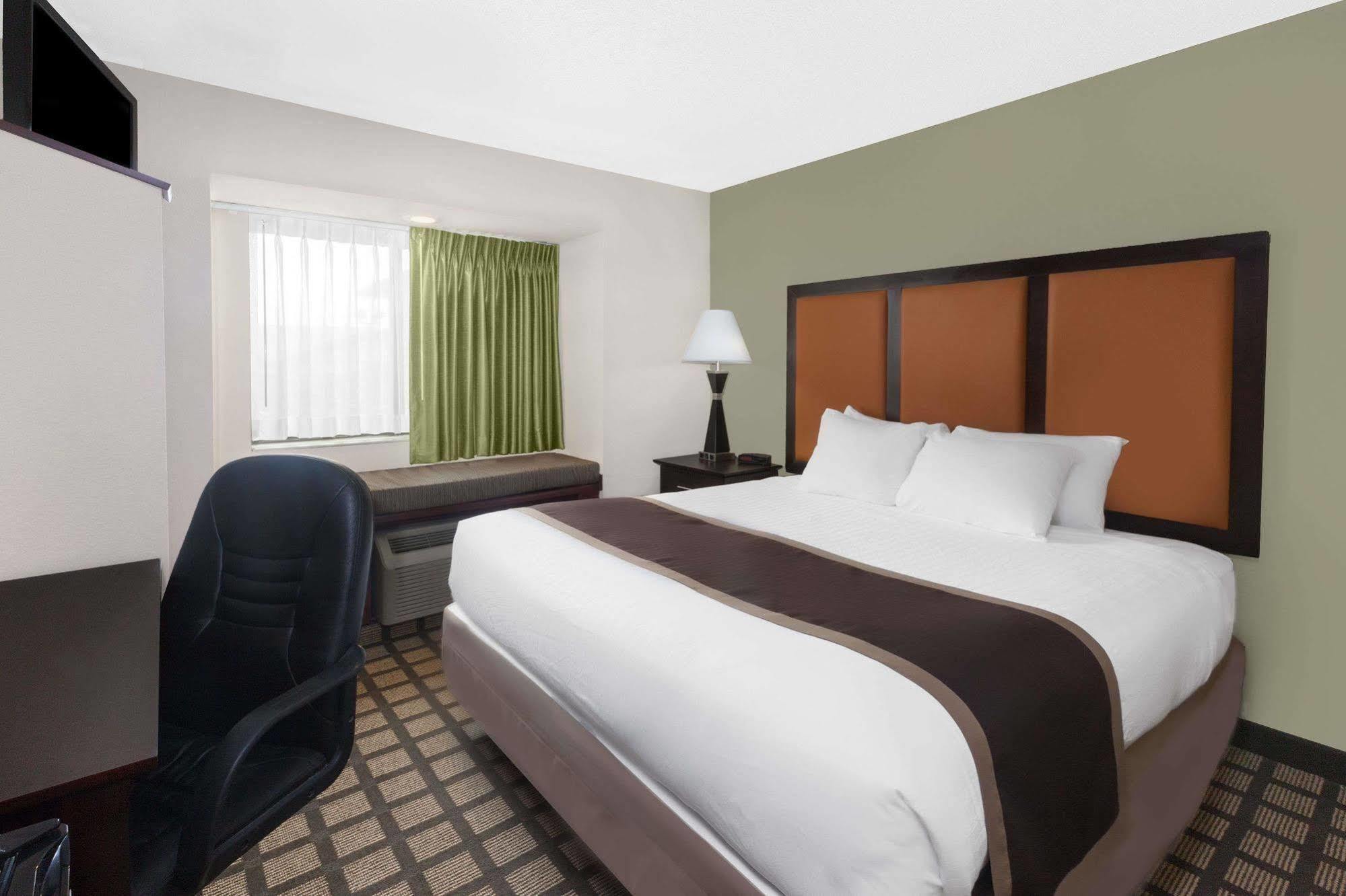 Baymont By Wyndham Gaylord Hotel Luaran gambar