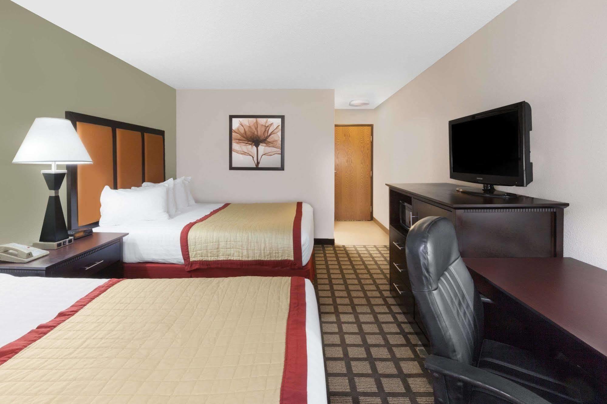 Baymont By Wyndham Gaylord Hotel Luaran gambar